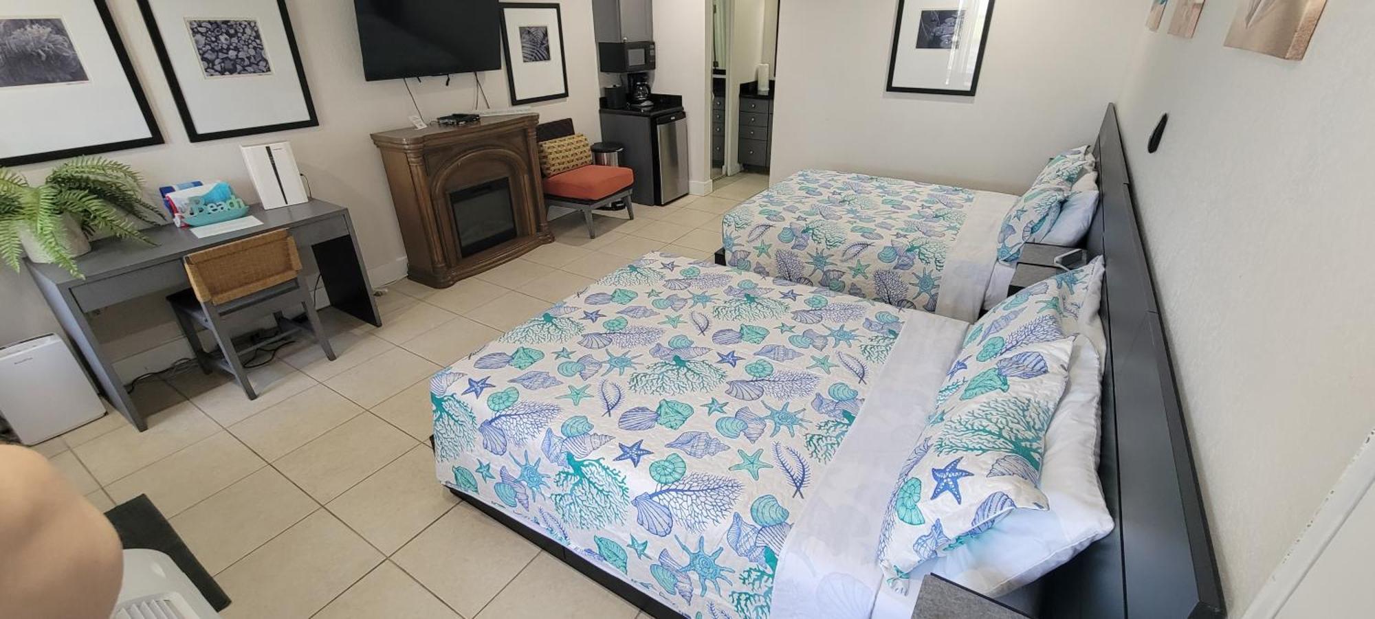 Sunsetview Studio116 Beach Steps Away Pool Wifi Ruskin Exterior photo